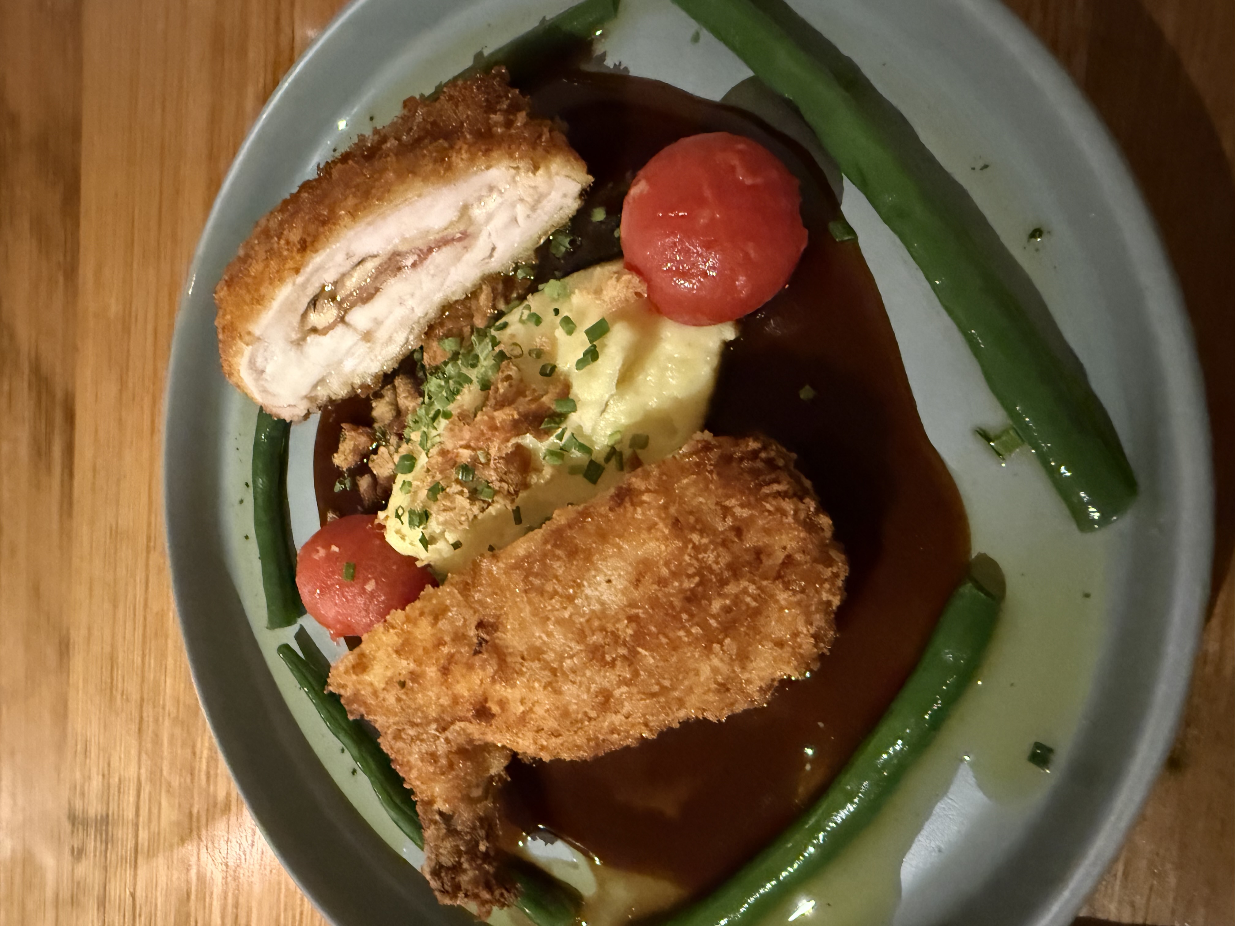 Delicious chicken cordon bleu